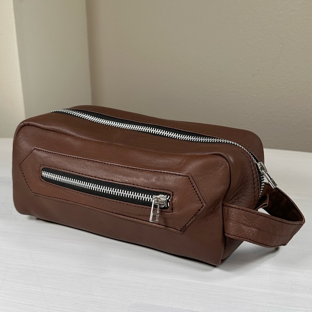 New real full grain leather men’s toiletry travel bag in dark brown